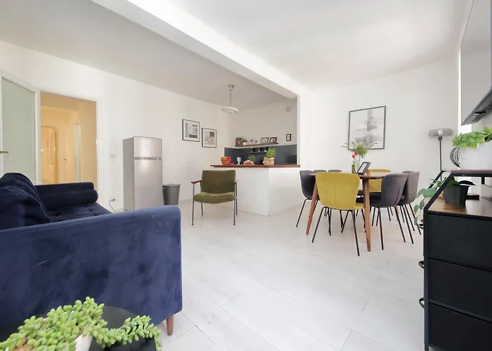Monti Spacious 2